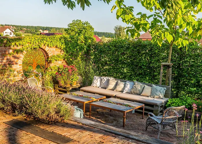 Rezidence Malá Louka Vila *